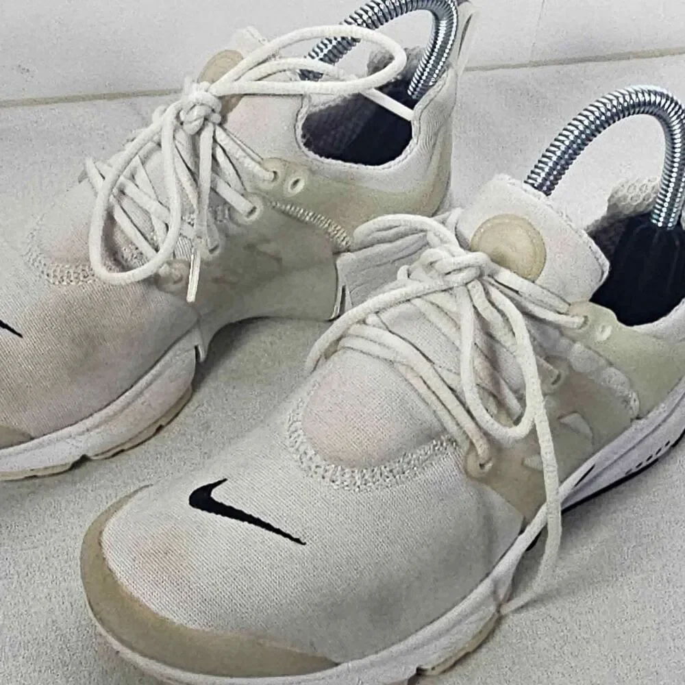 The Nike Air Presto  White with Black Accesnts Shoes - Women's Size 6